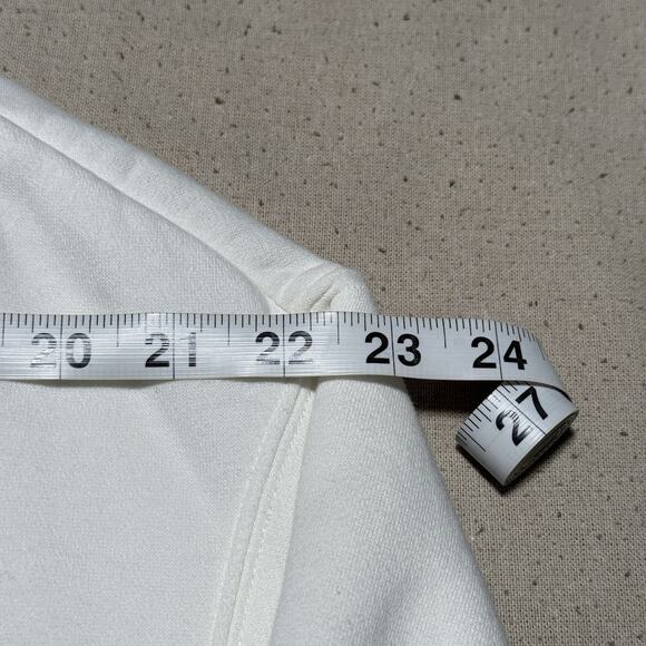 NIKE Women’s White Phoenix Fleece 1/4 Zip Cropped Sweatshirt Size Medium - Picture 7 of 8